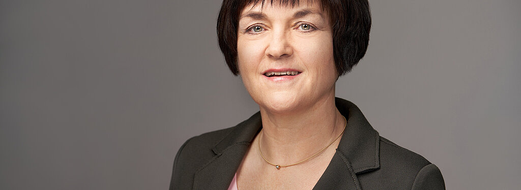Dr. Sabine Eichner