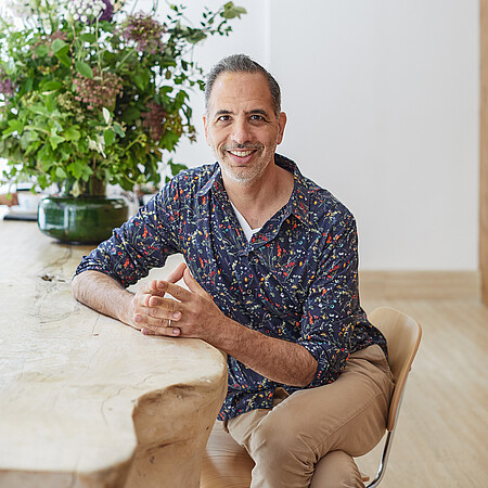 Yotam Ottolenghi © Helen Cathcart